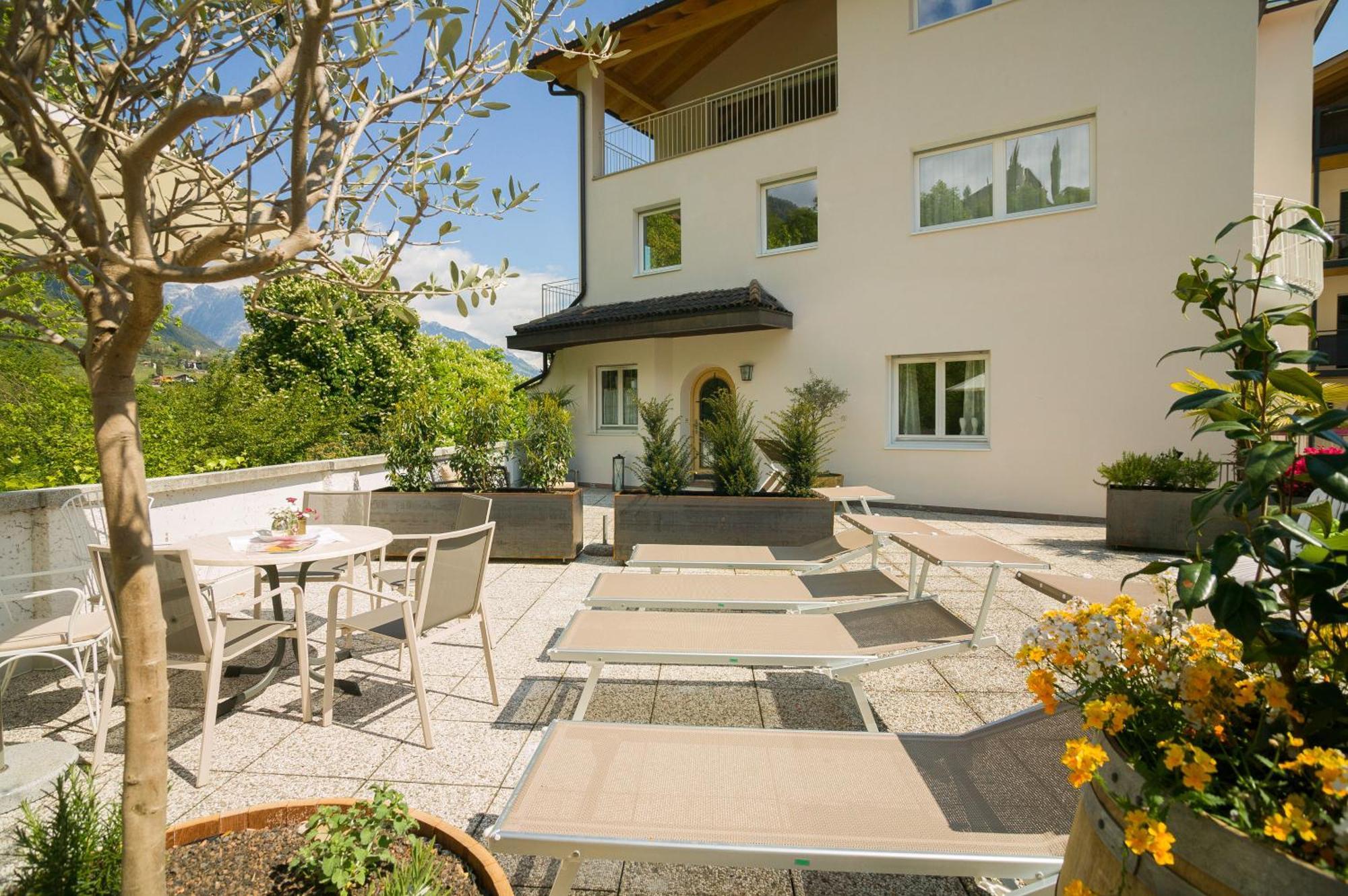 Villa Am Gries Лана Екстериор снимка
